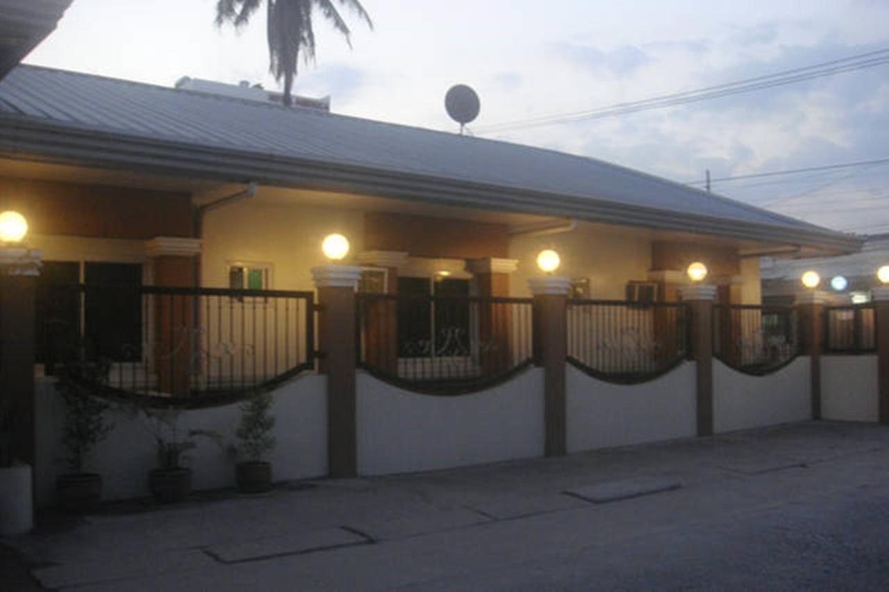 Balibago Villa Hotel Angeles Exteriér fotografie